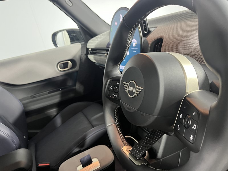 2025 (75) MINI COOPER 2.0 S Exclusive 5dr Auto 5786183
