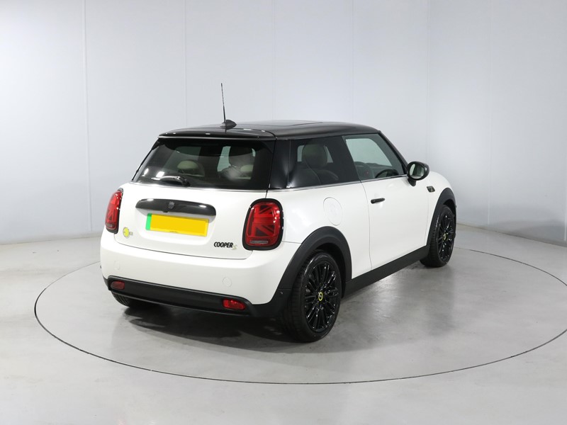 2023 (73) MINI HATCHBACK 135kW Cooper S Level 3 33kWh 3dr Auto 5771368
