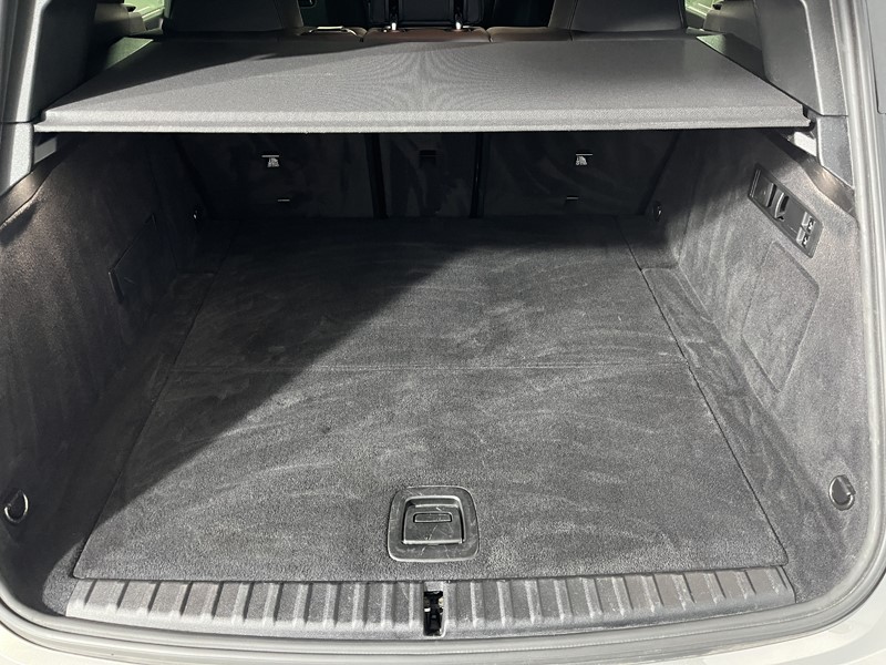 2023 (73) BMW iX 240kW xDrive40 M Sport 76.6kWh 5dr Auto 5768882