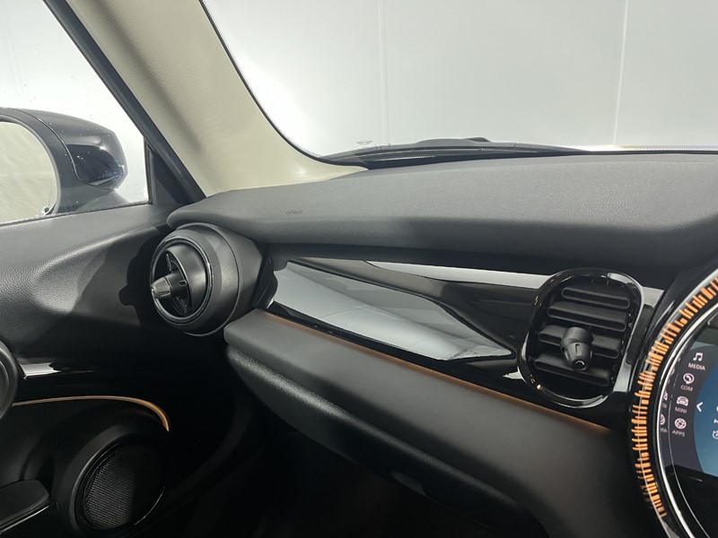 2022 (72) MINI HATCHBACK 1.5 Cooper Classic 3dr Auto 5786147