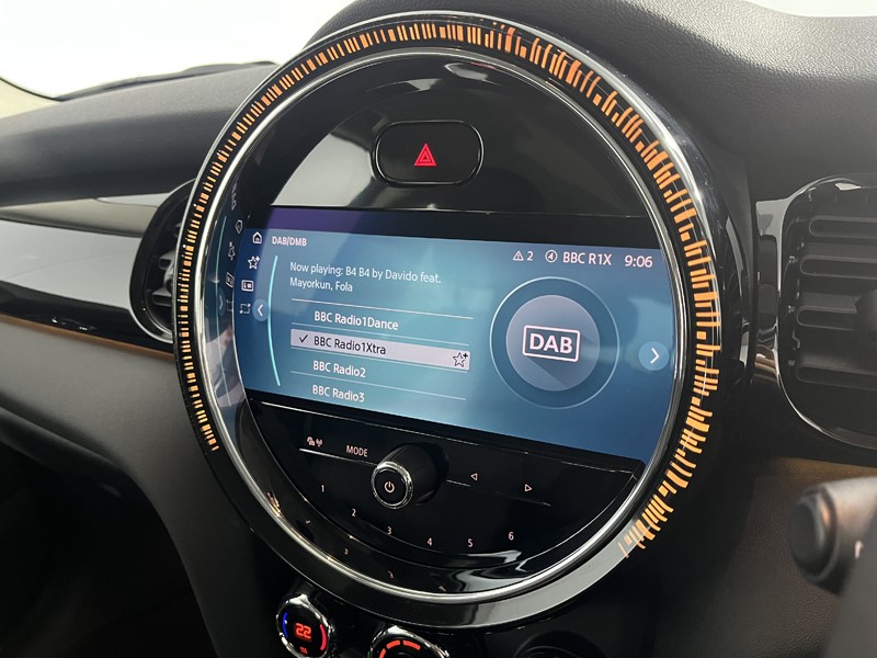 2022 (72) MINI HATCHBACK 1.5 Cooper Classic 3dr Auto 5786148