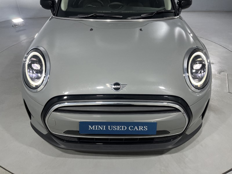 2022 (72) MINI HATCHBACK 1.5 Cooper Classic 3dr Auto 5793657
