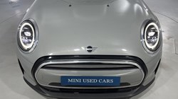 2022 (72) MINI HATCHBACK 1.5 Cooper Classic 3dr Auto 5793657