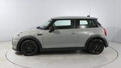 2022 (72) MINI HATCHBACK 1.5 Cooper Classic 3dr Auto 5786162