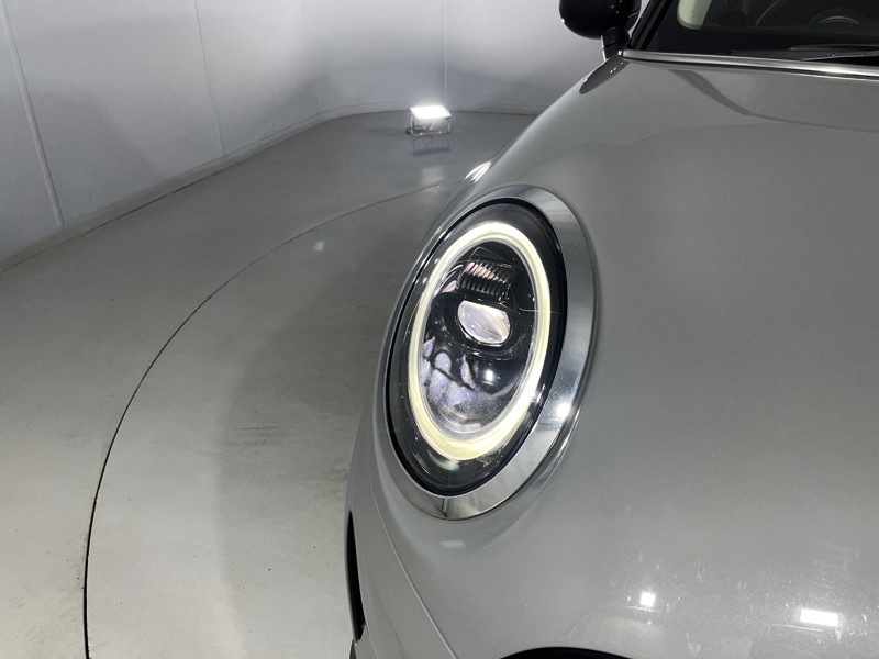 2022 (72) MINI HATCHBACK 1.5 Cooper Classic 3dr Auto 5786156