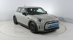 2022 (72) MINI HATCHBACK 1.5 Cooper Classic 3dr Auto 5793655