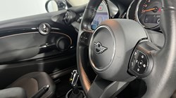 2022 (72) MINI HATCHBACK 1.5 Cooper Classic 3dr Auto 5786143