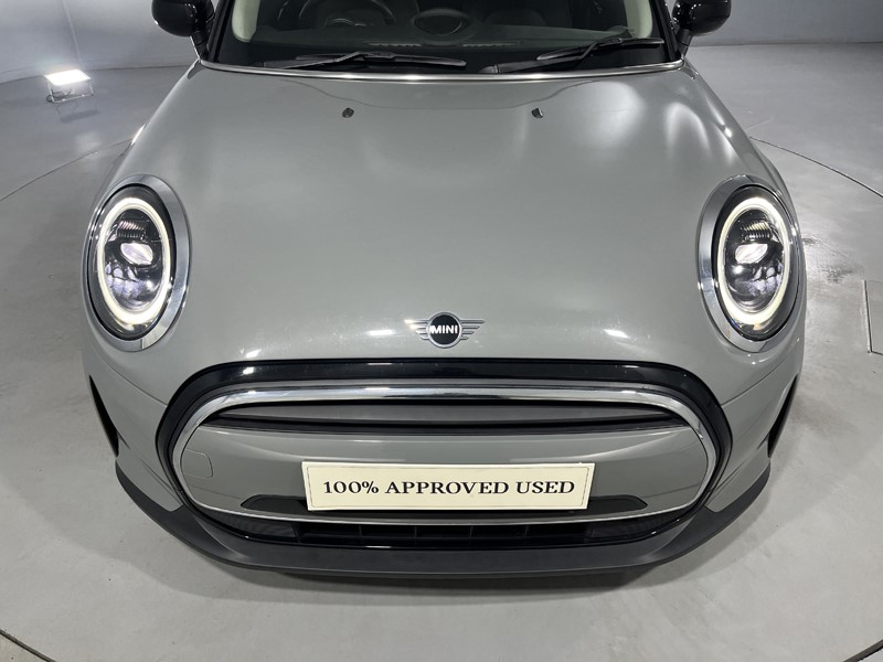 2022 (72) MINI HATCHBACK 1.5 Cooper Classic 3dr Auto 5786157