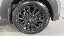 2022 (72) MINI HATCHBACK 1.5 Cooper Classic 3dr Auto 5786136