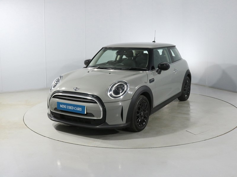 2022 (72) MINI HATCHBACK 1.5 Cooper Classic 3dr Auto 5793658