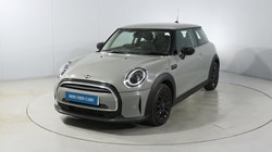 2022 (72) MINI HATCHBACK 1.5 Cooper Classic 3dr Auto 5793658