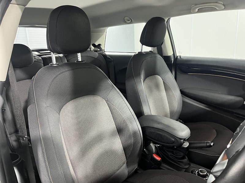 2022 (72) MINI HATCHBACK 1.5 Cooper Classic 3dr Auto 5786133