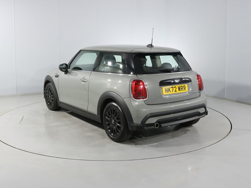 2022 (72) MINI HATCHBACK 1.5 Cooper Classic 3dr Auto 5786124