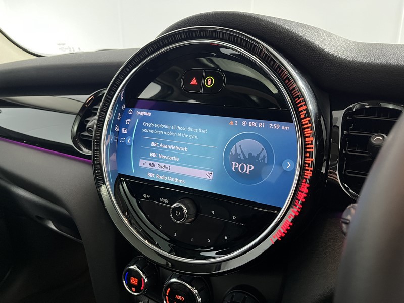 2023 (73) MINI HATCHBACK 1.5 Cooper Classic Premium Plus 5dr Auto 5793109