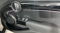 2023 (73) MINI HATCHBACK 1.5 Cooper Classic Premium Plus 5dr Auto 5793102