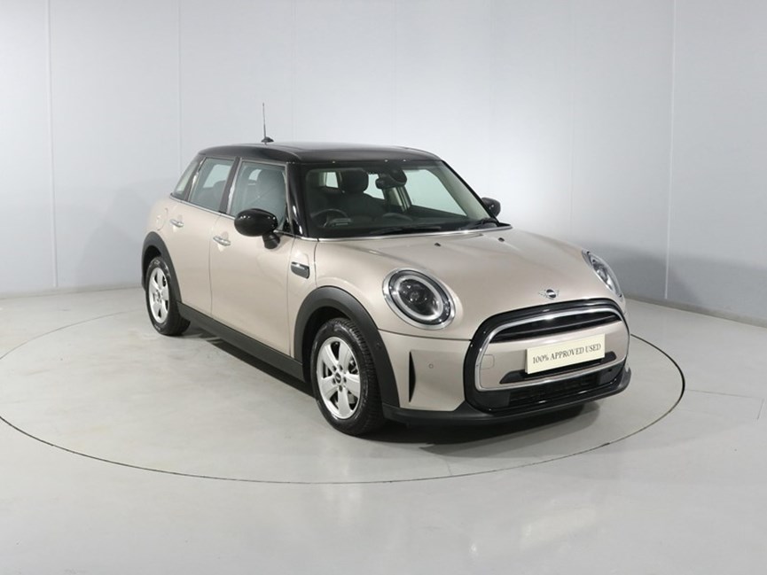 2023 (73) MINI HATCHBACK 1.5 Cooper Classic Premium Plus 5dr Auto