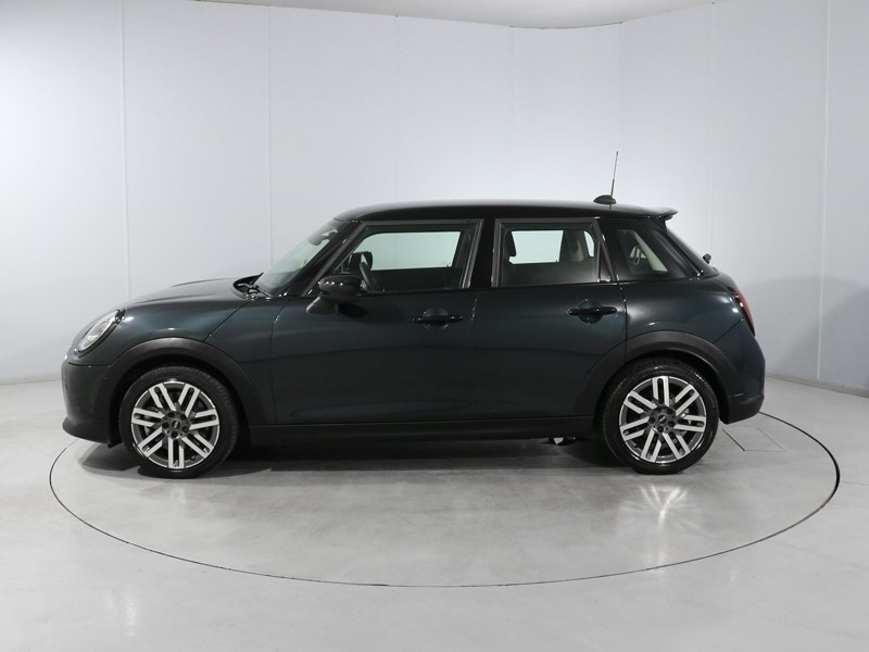 2025 (75) MINI COOPER 2.0 S Classic 5dr Auto 5814787