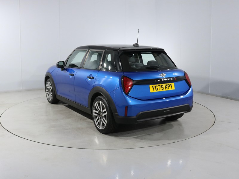 2025 (75) MINI COOPER 2.0 S Classic 5dr Auto 1