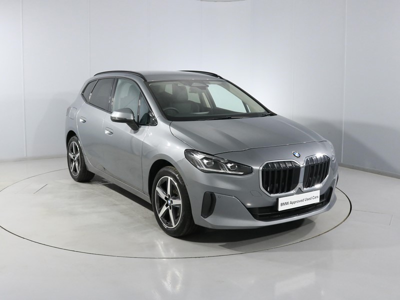 2025 (75) BMW 2 SERIES 220i MHT Sport 5dr DCT