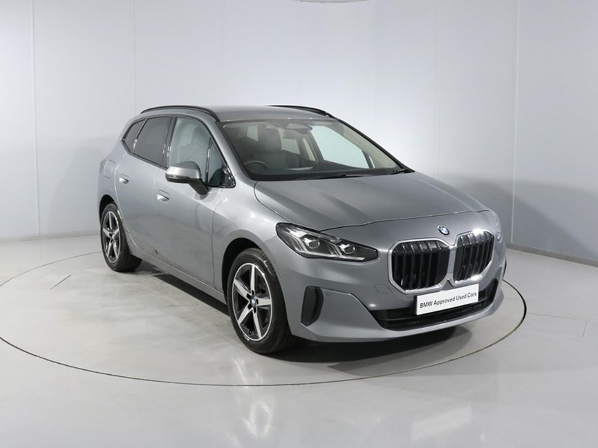 2025 (75) BMW 2 SERIES 220i MHT Sport 5dr DCT