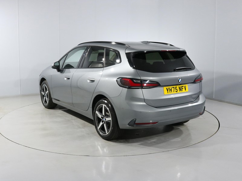 2025 (75) BMW 2 SERIES 220i MHT Sport 5dr DCT 1