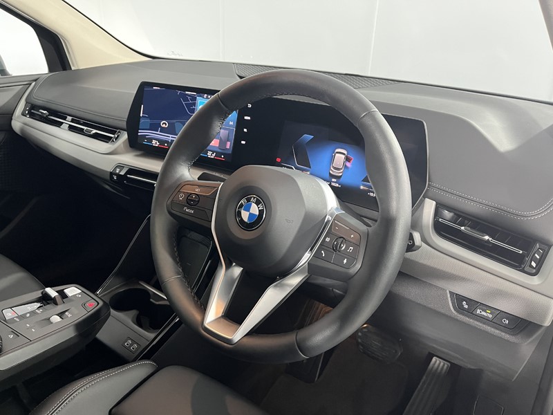 2025 (75) BMW 2 SERIES 220i MHT Sport 5dr DCT 5780749