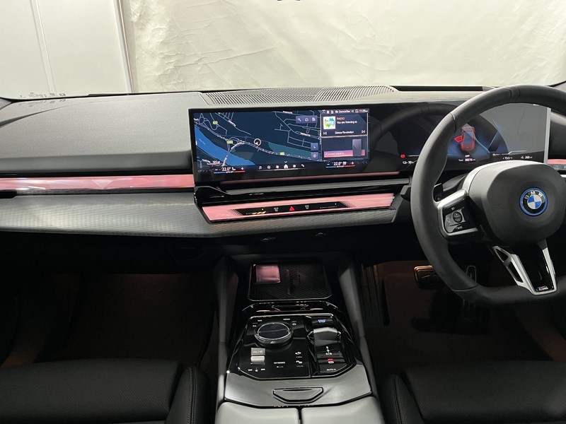 2025 (75) BMW I5 250kW eDrive40 M Sport Pro 84kWh 4dr Auto 5782682