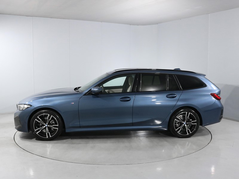 2026 (26) BMW 3 SERIES 320i M Sport 5dr Step Auto 5782839