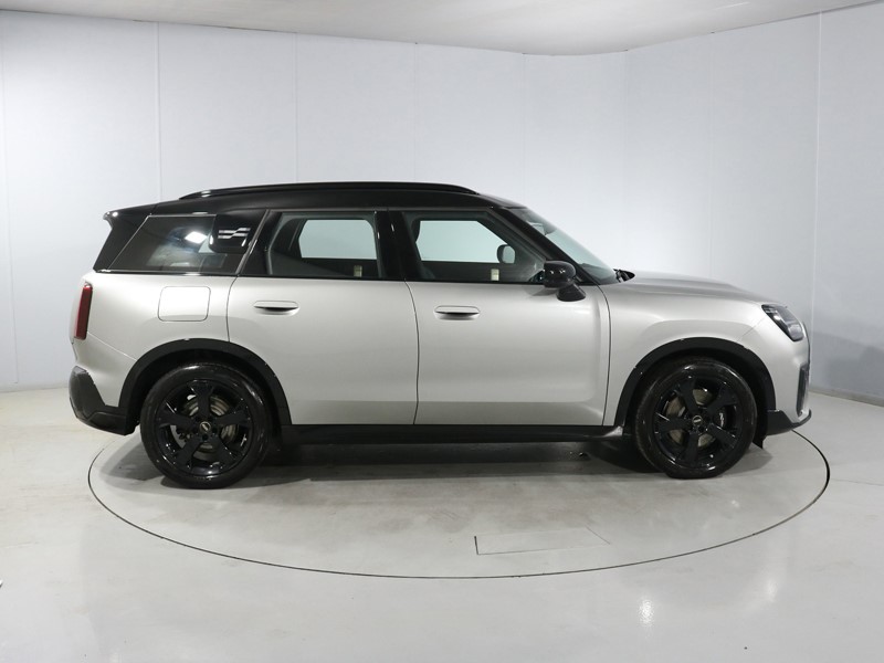 2025 (75) MINI COUNTRYMAN 1.5 C Classic 5dr Auto 5798723