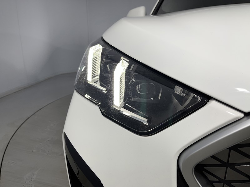 2025 (75) BMW iX2 150kW eDrive20 M Sport 65kWh 5dr Auto 5835492