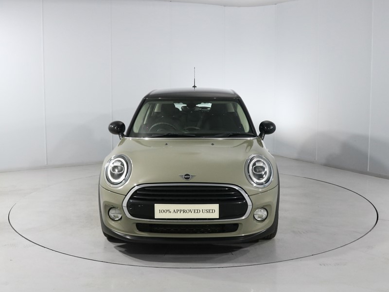 2019 (19) MINI HATCHBACK 1.5 Cooper Classic II 5dr 5824364
