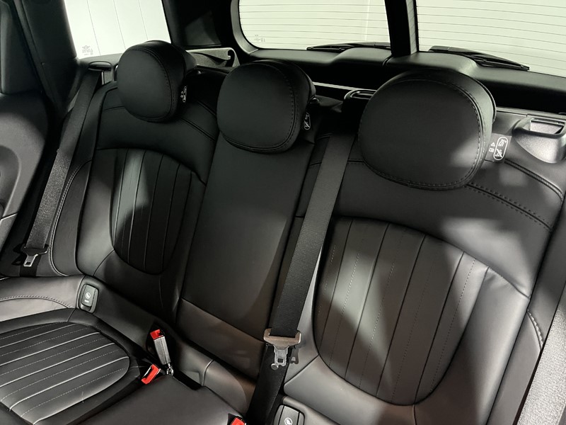 2024 (24) MINI CLUBMAN 1.5 Cooper Exclusive Premium 6dr Auto 5831097