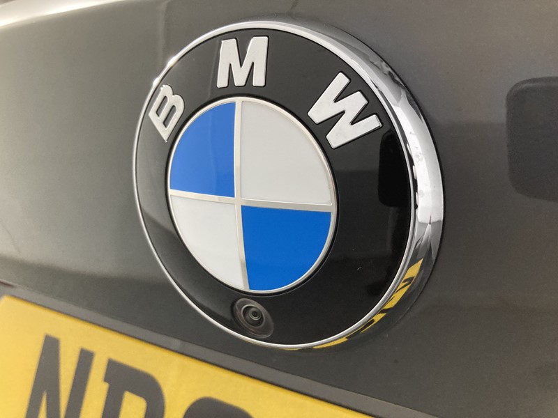 2021 (21) BMW 4 SERIES 420i M Sport Pro Edition 2dr Step Auto 5873471