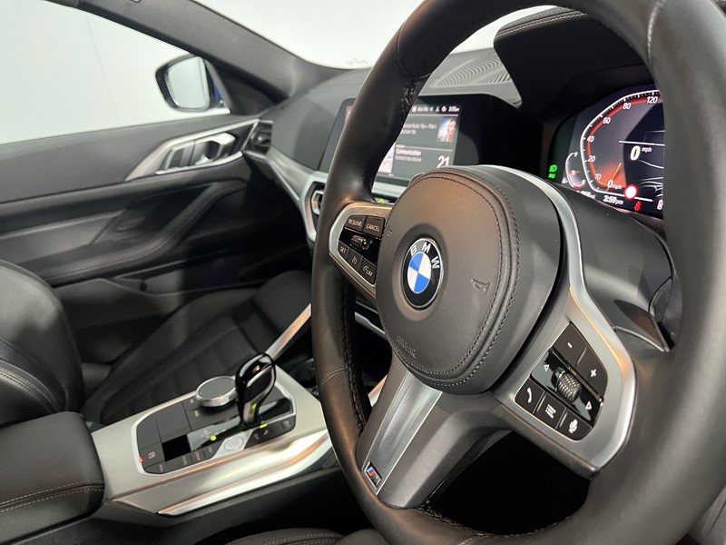 2022 (22) BMW 4 SERIES 420i xDrive M Sport 2dr Step Auto 5845892