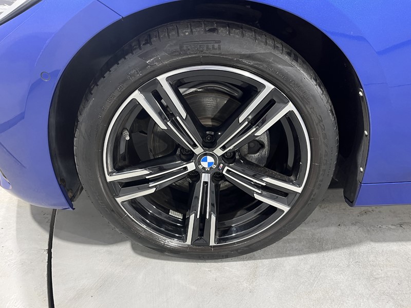 2022 (22) BMW 4 SERIES 420i xDrive M Sport 2dr Step Auto 5845884