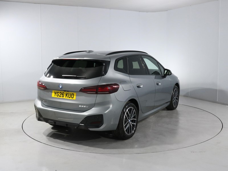 2026 (26) BMW 2 SERIES 225e xDrive M Sport 5dr DCT 5821537