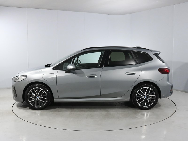 2026 (26) BMW 2 SERIES 225e xDrive M Sport 5dr DCT 5821538