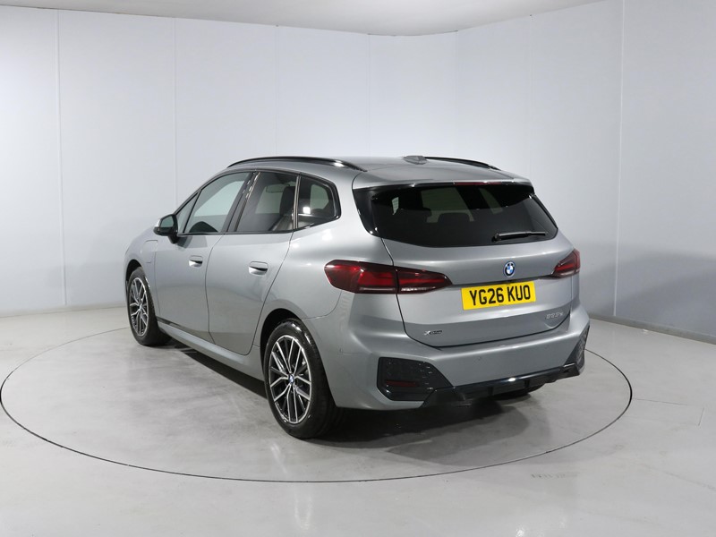 2026 (26) BMW 2 SERIES 225e xDrive M Sport 5dr DCT 1