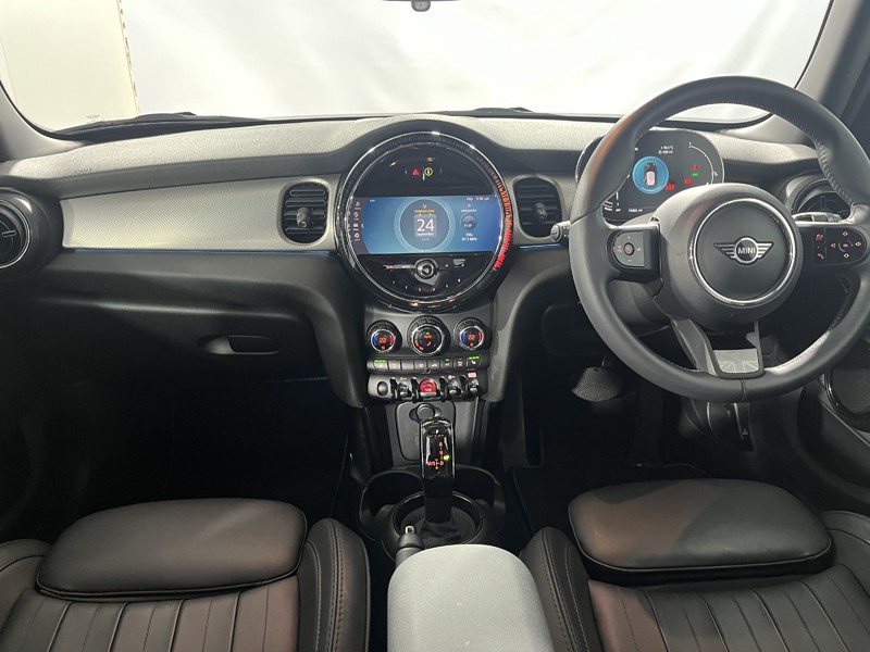 2023 (73) MINI HATCHBACK 1.5 Cooper Exclusive Premium 5dr Auto 5861935
