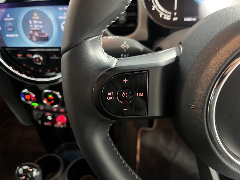 2023 (73) MINI HATCHBACK 1.5 Cooper Exclusive Premium 5dr Auto 5861953