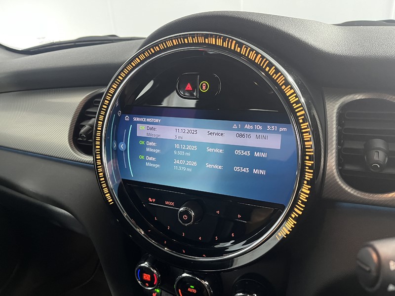 2023 (73) MINI HATCHBACK 1.5 Cooper Exclusive Premium 5dr Auto 5861959