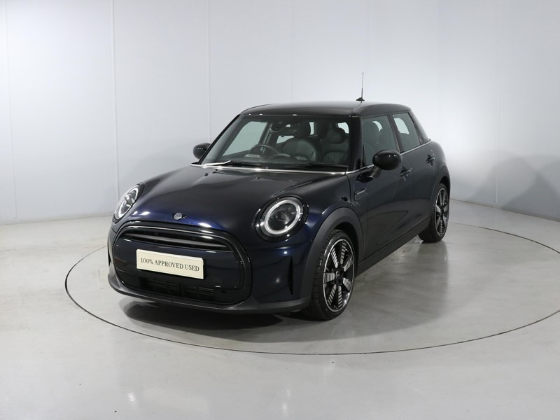 2023 (73) MINI HATCHBACK 1.5 Cooper Exclusive Premium 5dr Auto 5861971