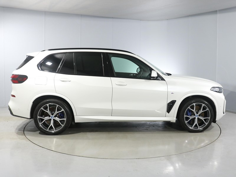 2023 (23) BMW X5 xDrive50e M Sport 5dr Auto 5822433
