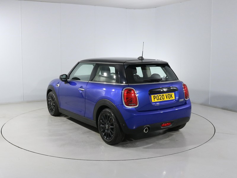 2020 (20) MINI HATCHBACK 1.5 Cooper Classic II 3dr 5835503
