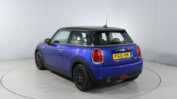 2020 (20) MINI HATCHBACK 1.5 Cooper Classic II 3dr 5835503