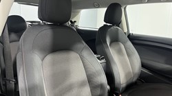 2020 (20) MINI HATCHBACK 1.5 Cooper Classic II 3dr 5835512