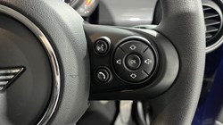 2020 (20) MINI HATCHBACK 1.5 Cooper Classic II 3dr 5835525