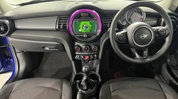 2020 (20) MINI HATCHBACK 1.5 Cooper Classic II 3dr 5835505