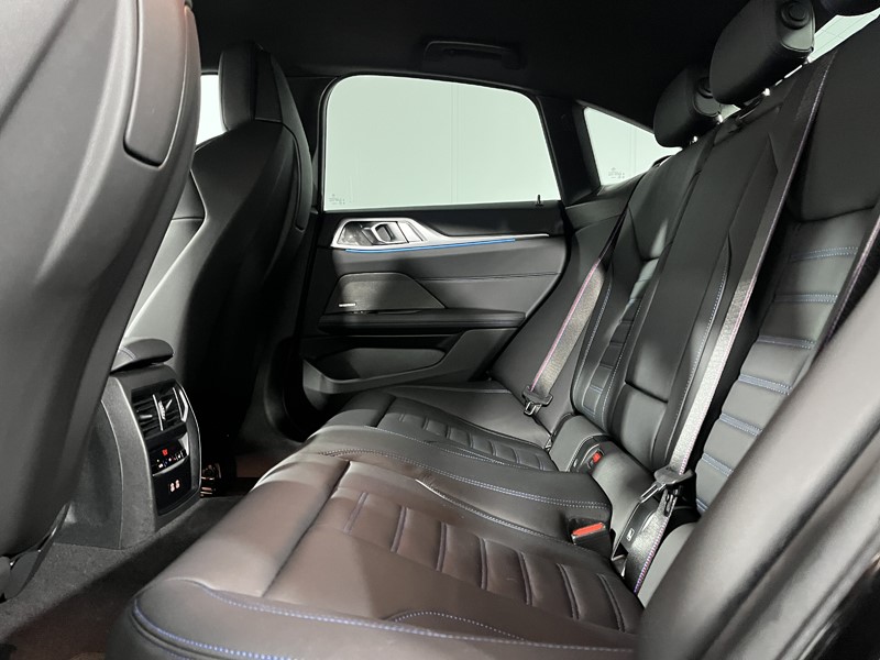 2023 (23) BMW I4 400kW M50 83.9kWh 5dr Auto 5858456