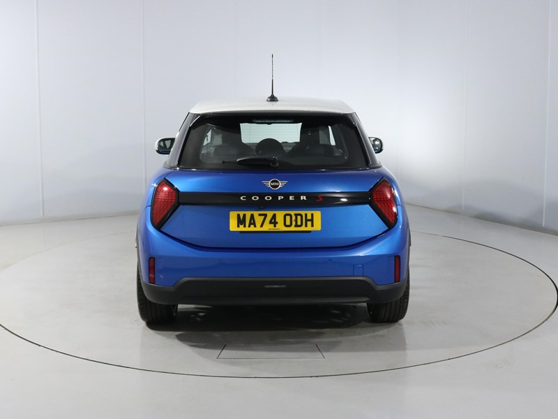 2024 (74) MINI COOPER 2.0 S Exclusive 5dr Auto 5831225